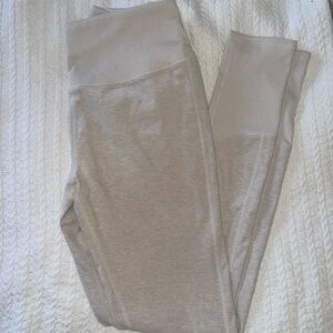 ALO yoga cream leggings